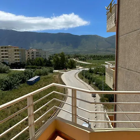 Zani 1 Apartment *