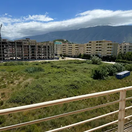 Zani 1 Apartment